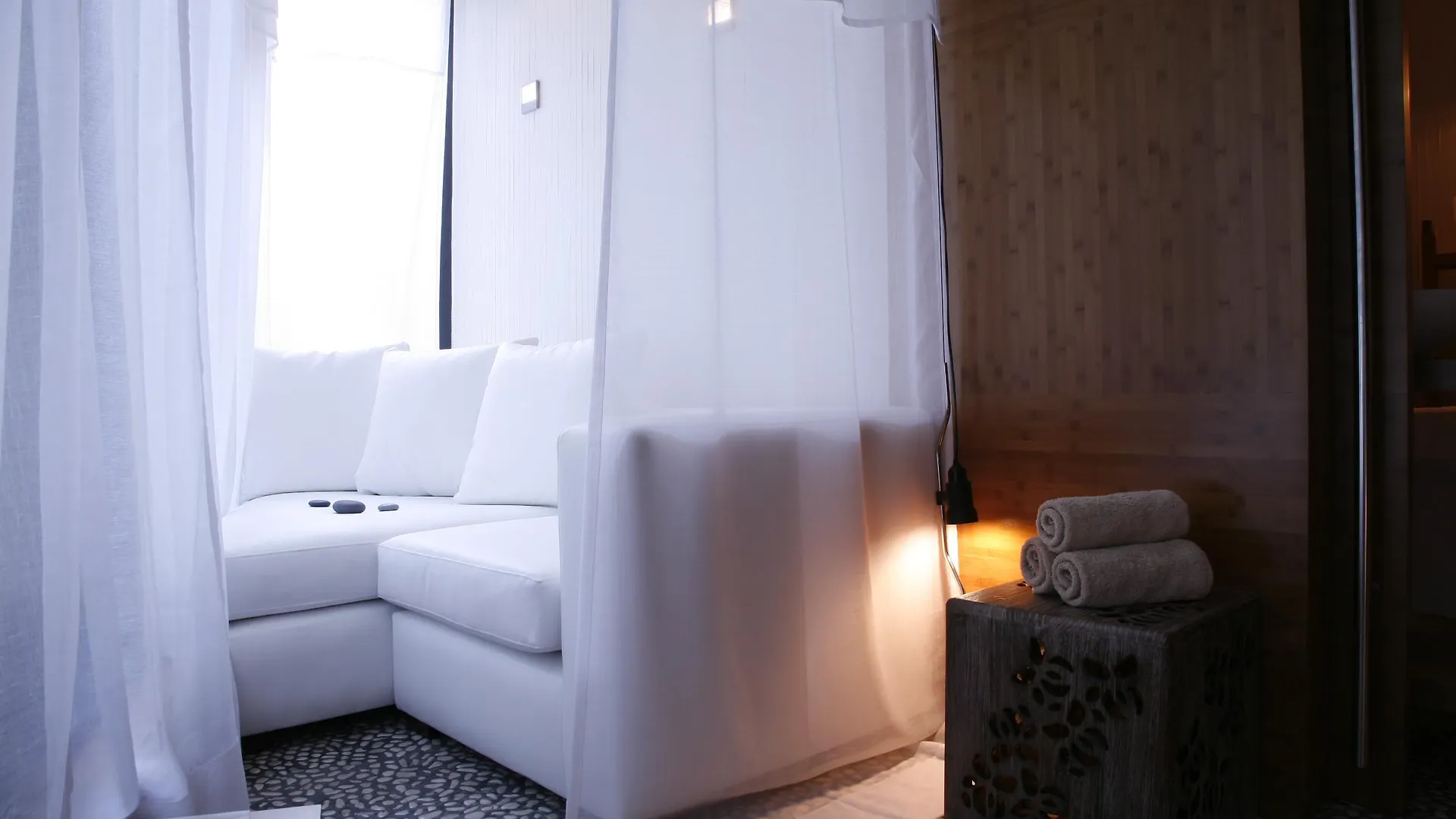H10 Casanova Hotel Barcelona